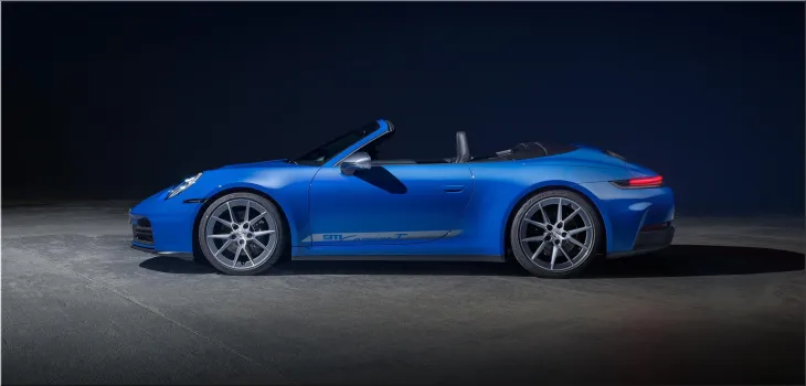 Experience the Thrill: Porsche 911 Carrera T in Coupe and Cabriolet